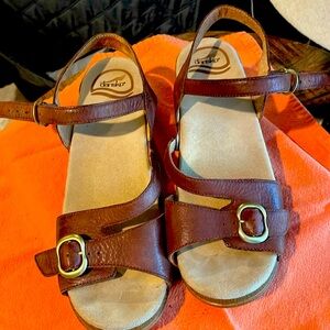 Dansko sandals size 39 /8.5-9